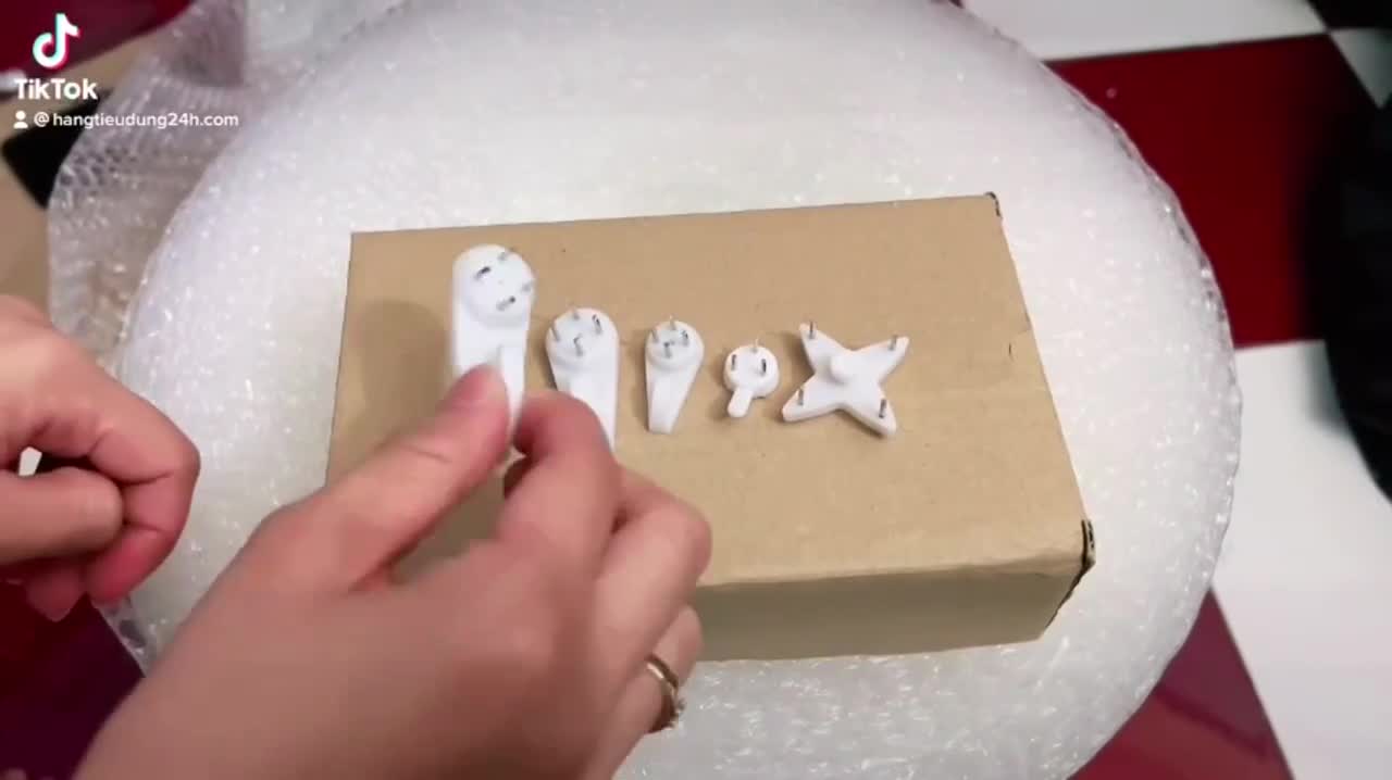 Hỏa Tốc - Móc đinh đóng tường treo tranh, vật dụng gia đình | BigBuy360 - bigbuy360.vn