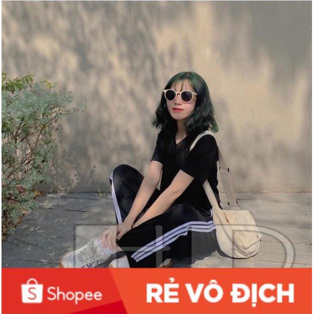 Sét áo crt cổ tim+ quần ống rộng 3 sọc THB875