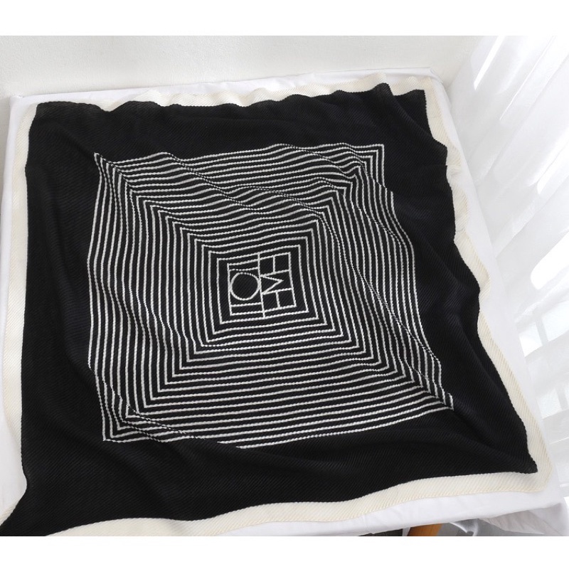 Khăn choàng cổ xếp li vải thun size 90x90cm