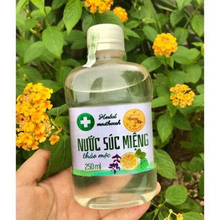 Nước súc miệng thảo mộc hương mộc