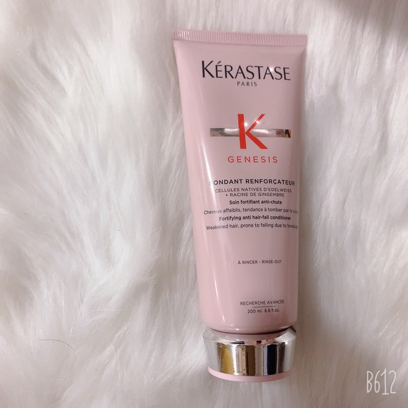 Dầu gội giúp chăm sóc và giảm rụng tóc Kerastase Genesis Bain Hydra-Fortifiant 250ml/1000ml