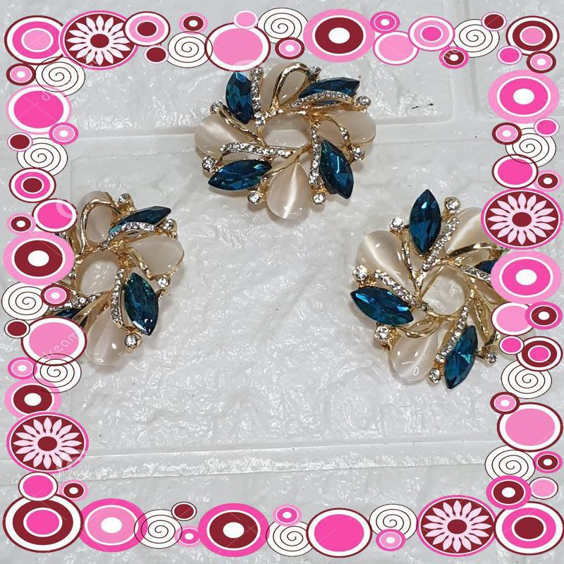 ALO ALOhàng khuyến mãi đây ak..  HOA CÀI ÁO TE_0961  đẹp sốc há hốc