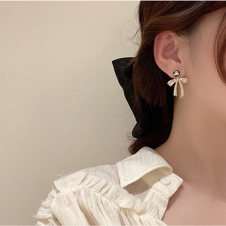 Bông Tai Mạ Bạc 925 Hình Nơ Đính Ngọc Trai Giả Dễ Phối Đồ