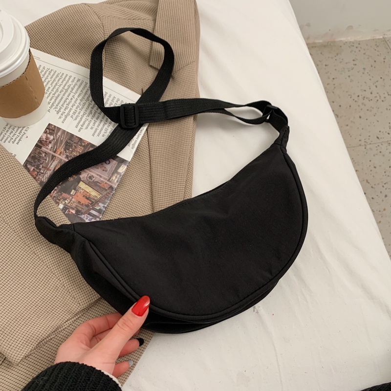 Túi Đeo Chéo Bằng Nylon Siêu Nhẹ Thời Trang