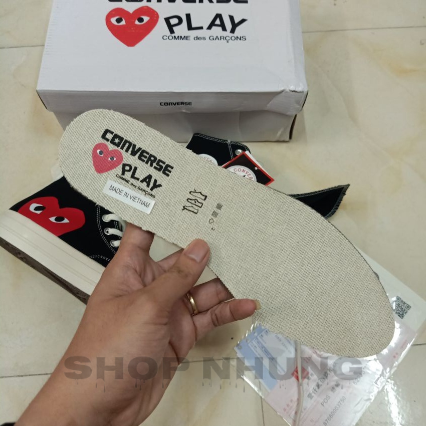 Giày converse nam nữ cdg chuck play tim màu đen cổ cao