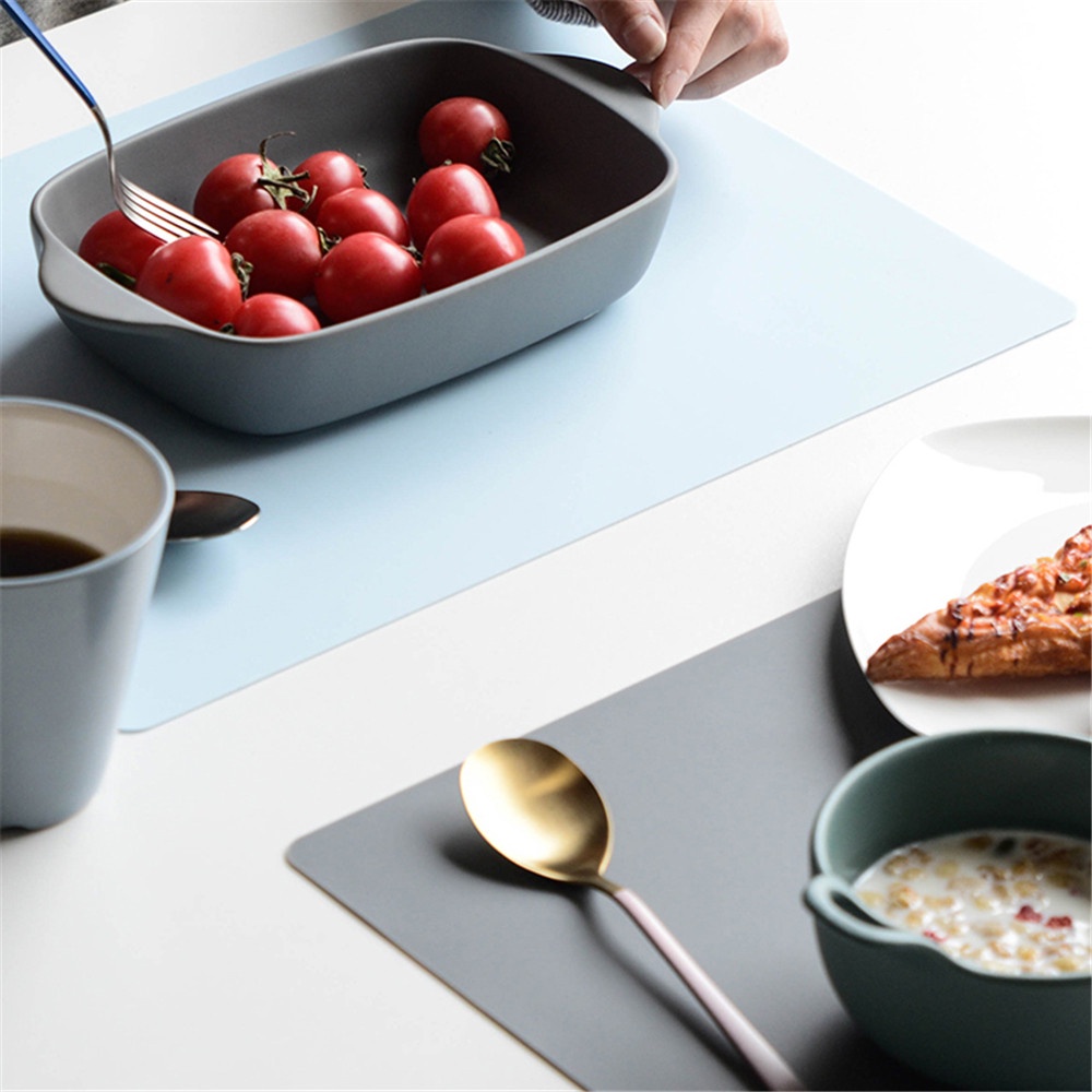 Tấm lót bàn ăn bằng silicone cách nhiệt chống trượt không thấm nước 4 màu tự chọn