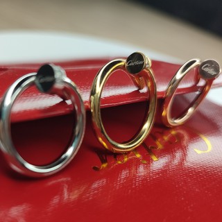Nhẫn mạ vàng với DIAMONDS