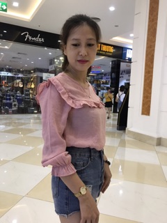 Áo sơ mi bánh bèo.