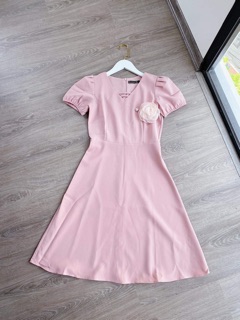 VÁY HỒNG DÁNG XOÈ