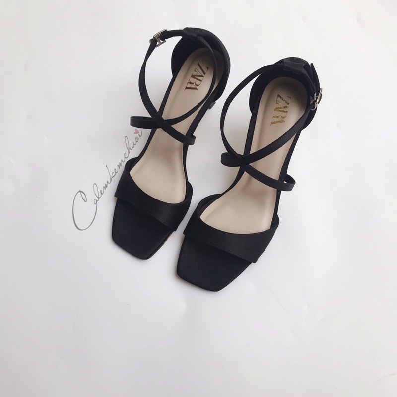 Giày sandal ZARA quai xéo gót trụ mảnh
