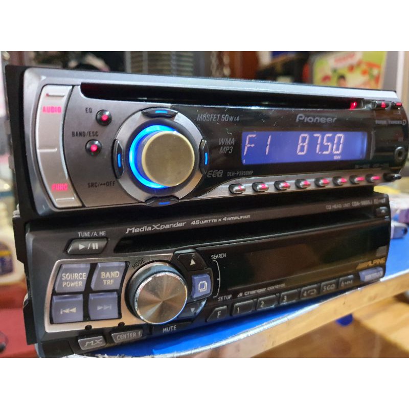 Pioneer DEH - P3950 MPAux ./ Radio./mp3./cd./out changer./Out Sub / Out RCA.giành cho các loại xe.