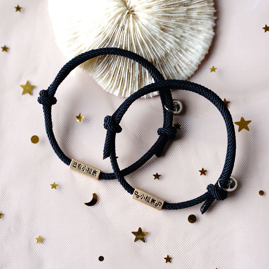 Vòng tay cặp đôi có nam châm thời trang