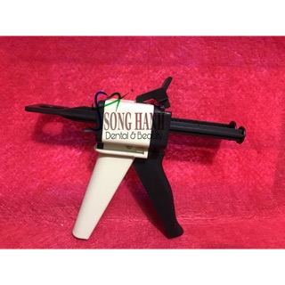 Dụng cụ bơm cao su lỏng (hay dùng Hantemp tỷ lệ 1:1/2)