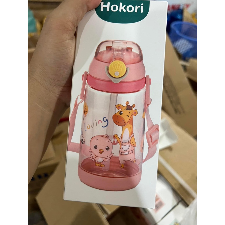 BÌNH NƯỚC CÓ QUAI ĐEO HOKORI MÀU SẮC DỄ THƯƠNG CHO BÉ - DUNG TÍCH 450ML