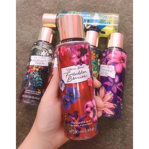 Xịt Victoria Secret Forbidden Berries 250ML