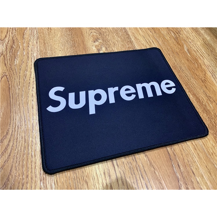 Bàn di chuột Supreme