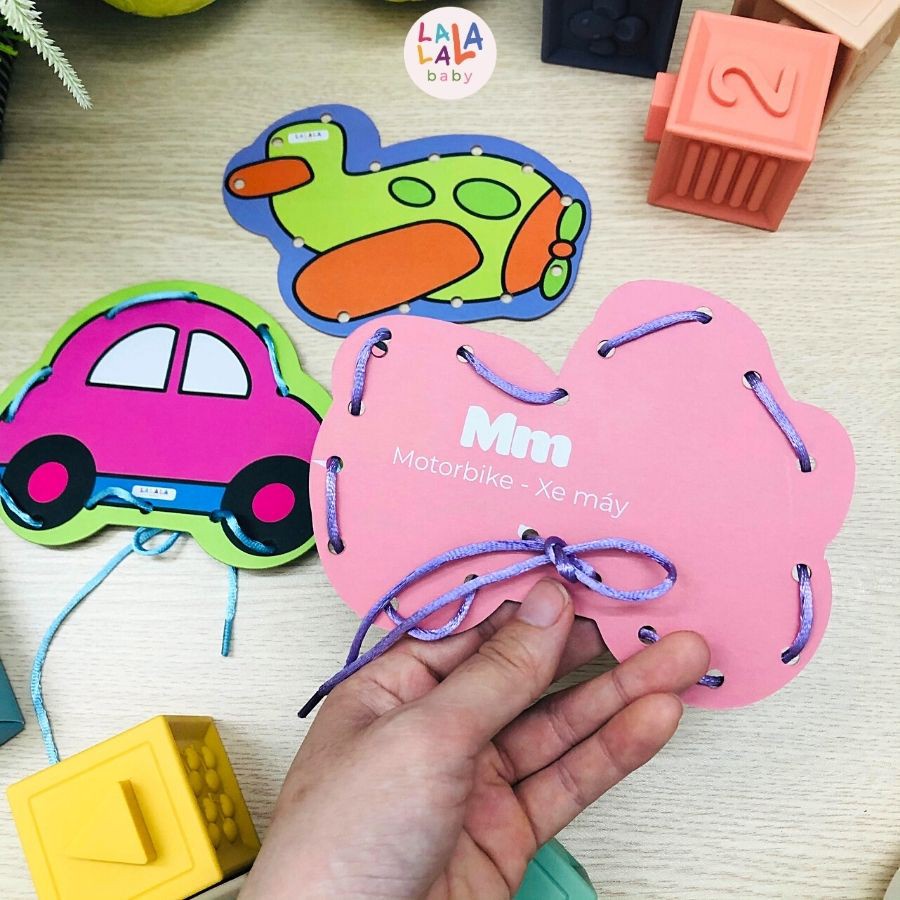 Đồ chơi cho trẻ 1 tuổi, Bộ 10 hình xỏ dây hình thù ngộ nghĩnh, đồ chơi con vật, khủng long, phát triển vận động tinh cho