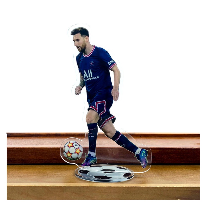 Mô hình tượng cầu thủ bóng đá acrylic cao 14cm