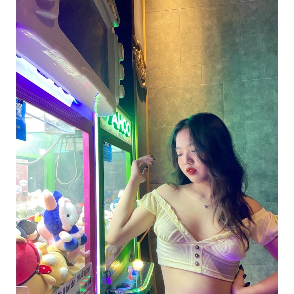 Áo crop bệt vai mùa hè xinh xắn