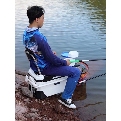 Thùng câu đài 36l có bánh xe