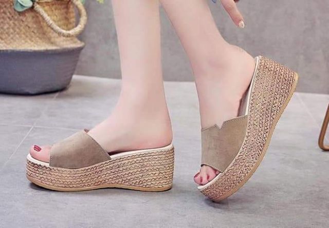 Dép đế xuồng cói 8p