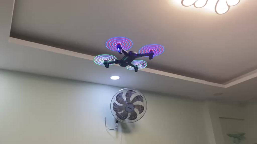 Flycam Cf03 2 camera - giữ vị trí bay quá tốt - flycam giá rẻ | BigBuy360 - bigbuy360.vn