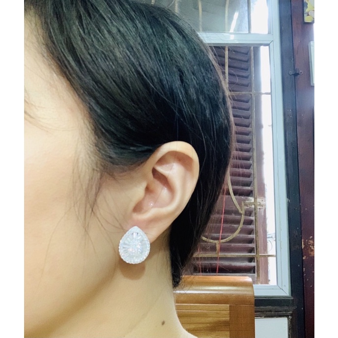 Khuyên tai khóa bật ôm sát tai kiểu dáng sang trọng, nạm đá cz sáng bạc ta chuẩn