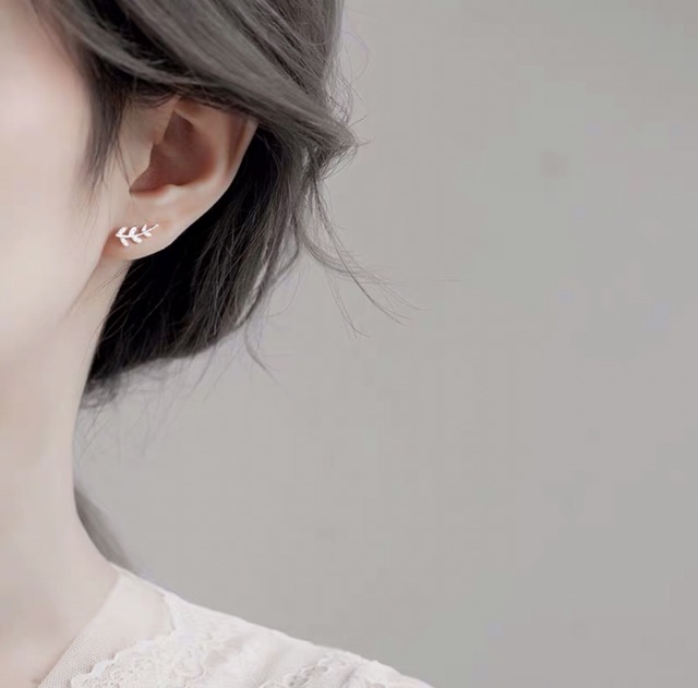 Khuyên tai bạc nữ TLEE lá kẹp nạm đá xinh xắn TleeJewelry B0137