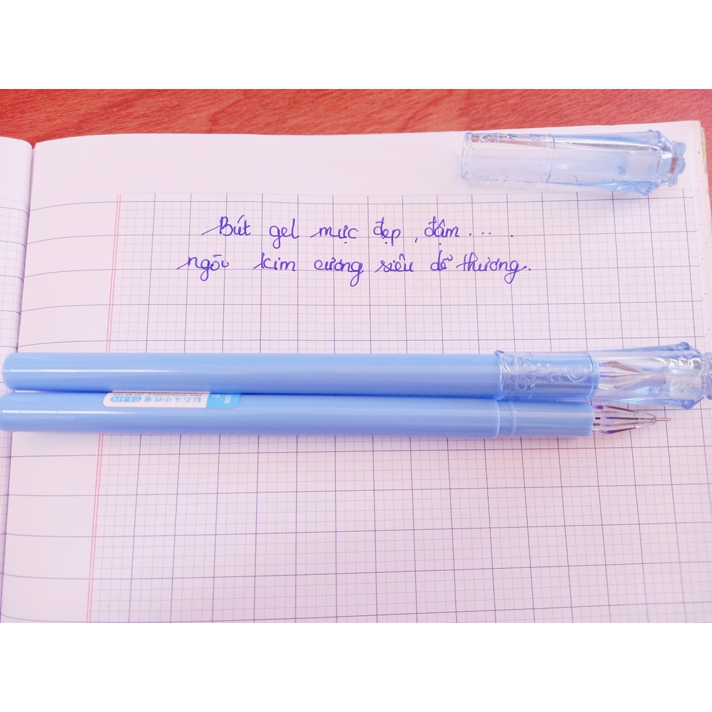 12 Bút CHOSCH CS-956 NÉT ĐẸP, MỰC ĐẬM, NGÒI KIM CƯƠNG SIÊU DỄ THƯƠNG