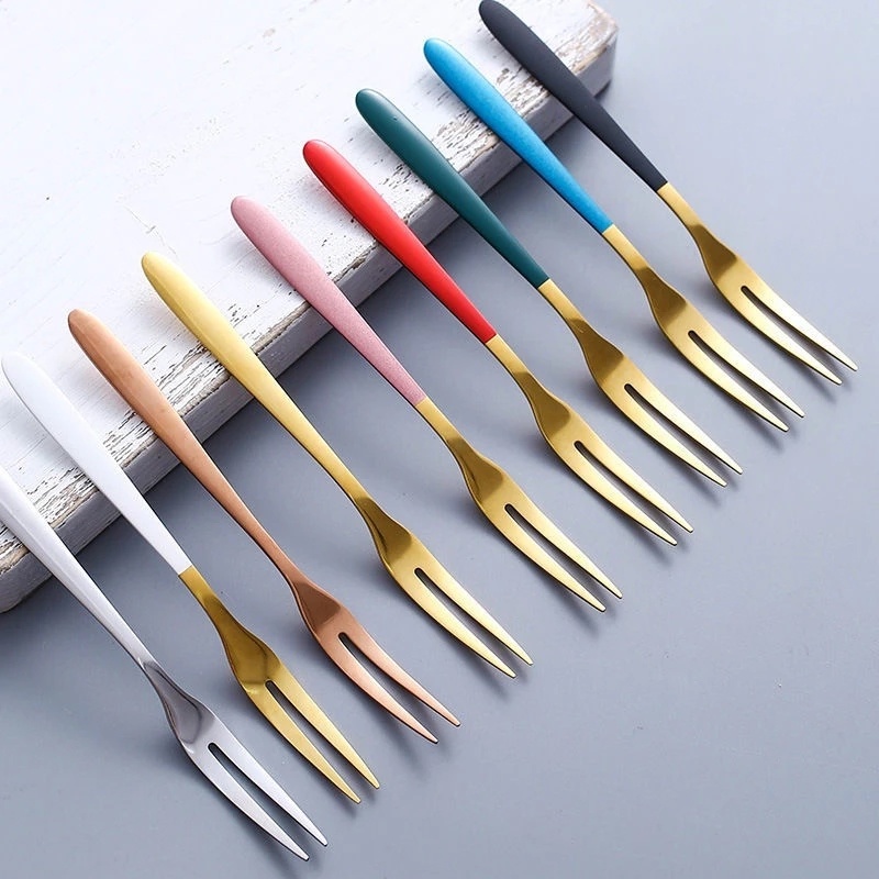 Nĩa Ăn Trái Cây/ Tráng Miệng Mini Bằng Thép Không Gỉ Nhiều Màu Sang Trọng Tiện Dụng Cho Nhà Bếp
