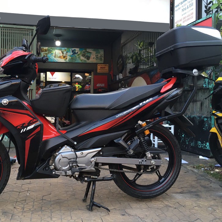 Baga Givi HRV Jupiter RC Fi /SRL115ZRFI chính hãng cho xe chịu lực cao bao gồm đế gắn thùng