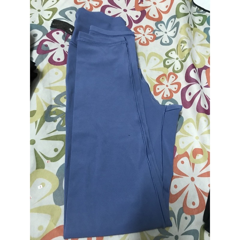 Quần tập legging 7/8 cạp chéo Ae rie, hàng xuất xịn | BigBuy360 - bigbuy360.vn