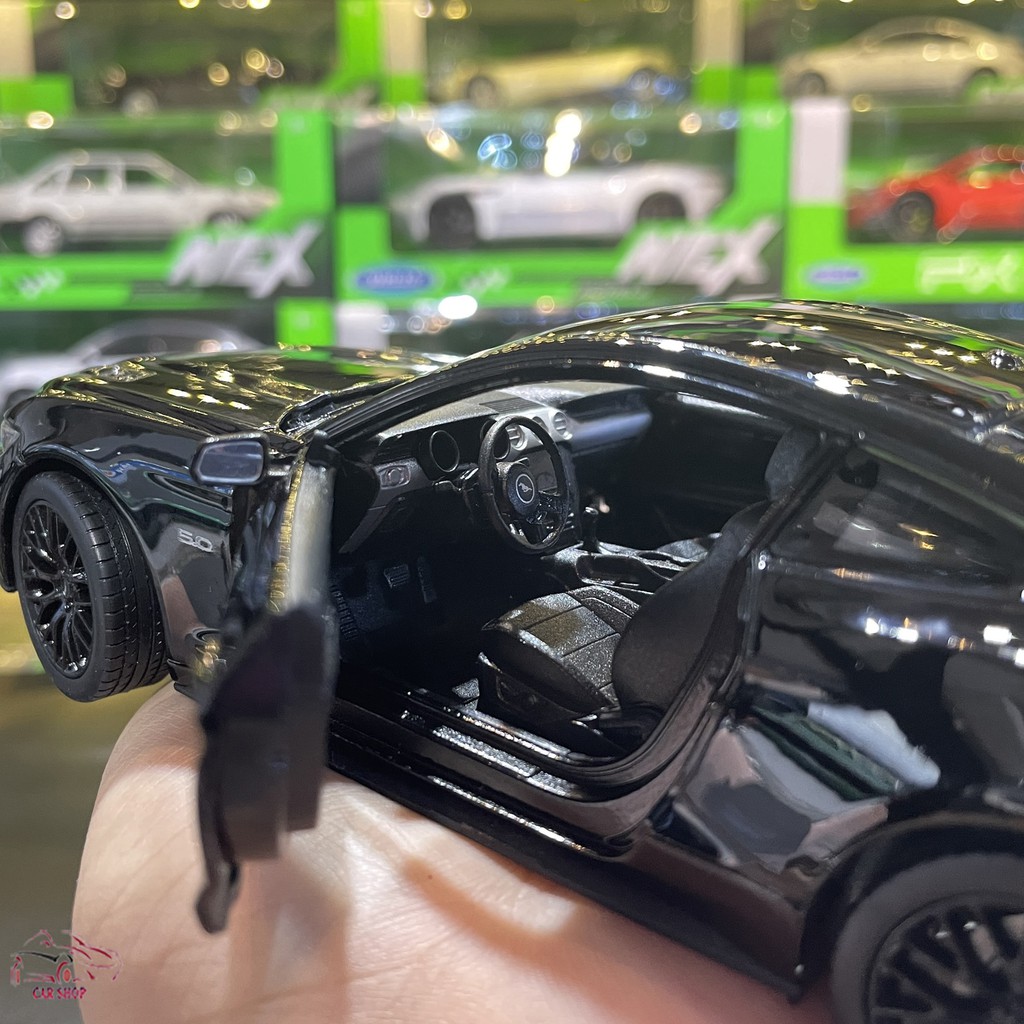 Mô hình xe hợp kim Ford Mustang GT 2015 hãng Welly tỉ lệ 1:24 màu đen