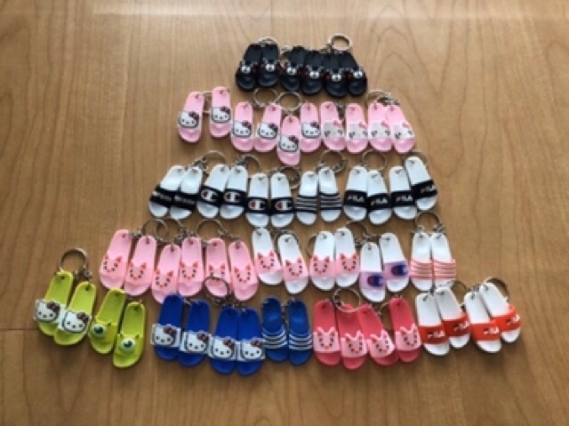 Móc khoá hình đôi dép siêu dễ thương (bán 1 đôi 15k)