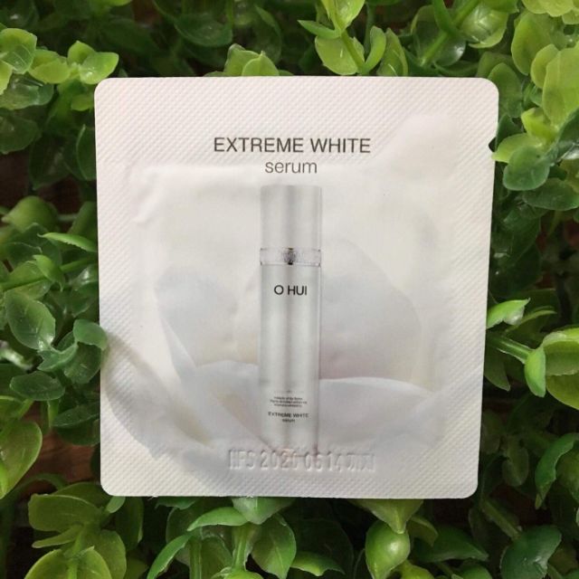 10 gói tinh chất dưỡng trắng da cô đặc Ohui White