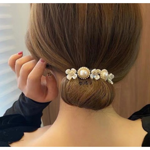 Dụng Cụ Kẹp Quấn Tạo Kiểu Tóc Hàn Quốc Siêu Dễ Thương Cho Bạn Gái