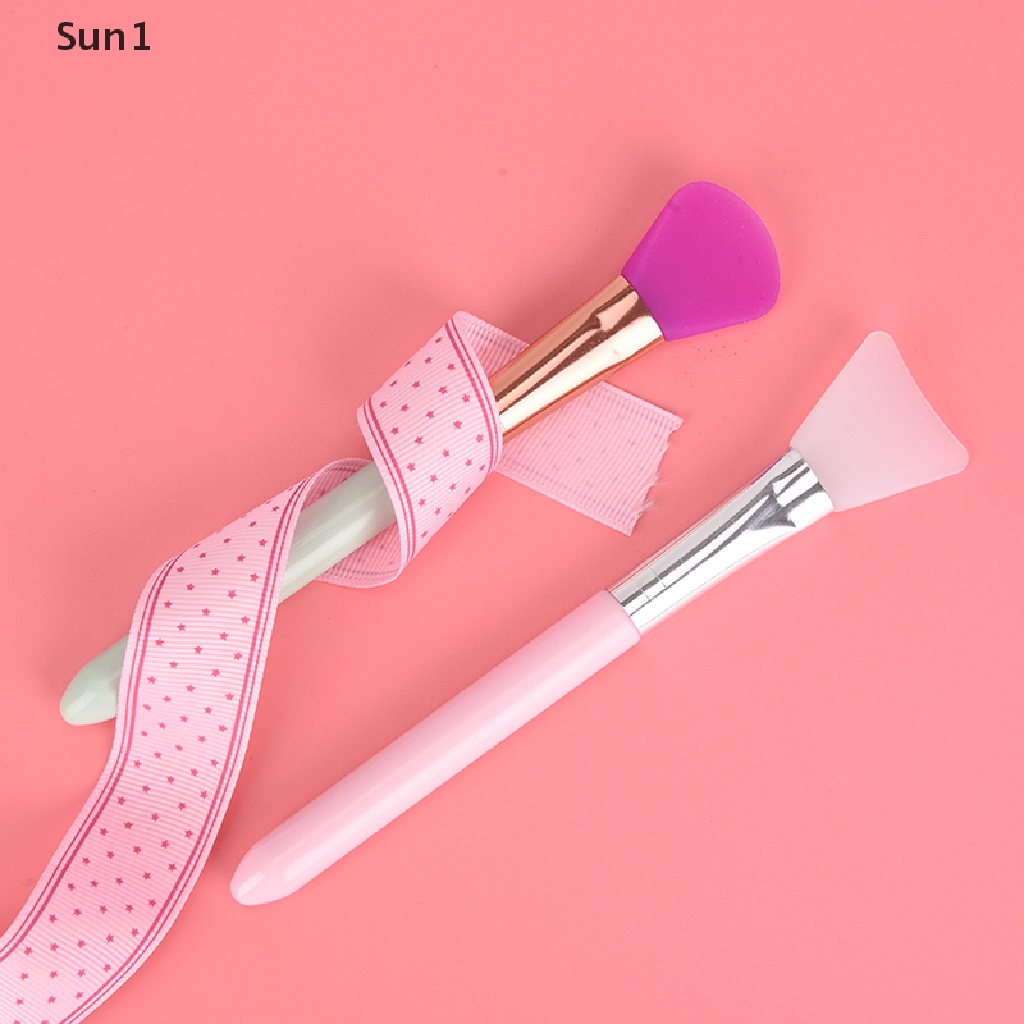 Cọ Nhựa Hỗn Hợp Chăm Sóc Da Mặt Tiện Dụng