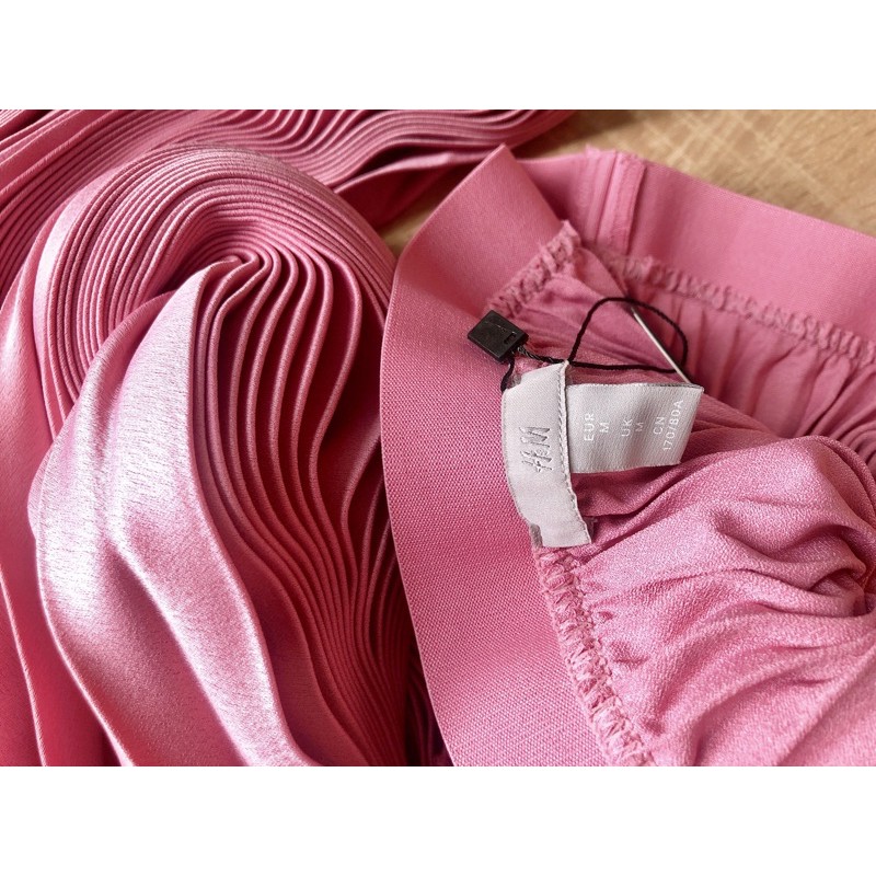 (sẳn) chân váy hồng xinh lung linh (kèm hình ảnh khách nhà mình) | BigBuy360 - bigbuy360.vn