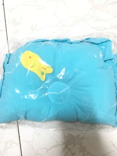 Gối nằm cho trẻ sơ sinh