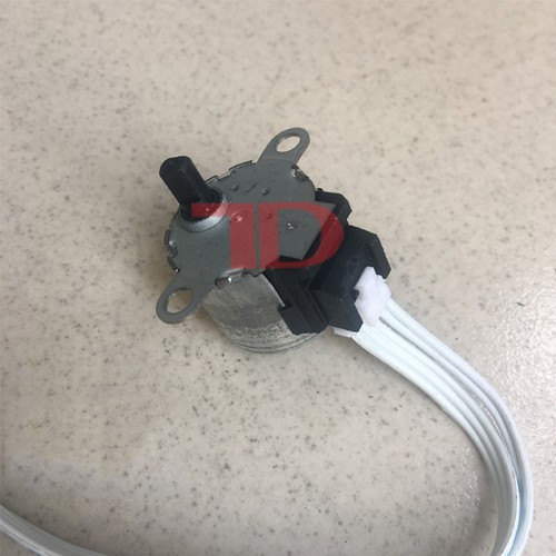 Motor vẫy cánh điều hoà TOSHIBA - Vẫy cánh toshiba