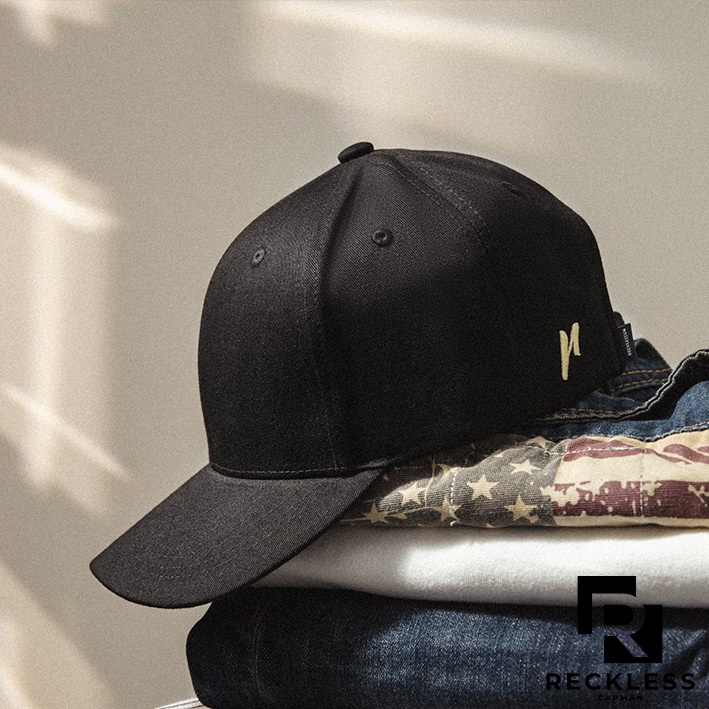 Nón Bóng Chày Lưỡi Trai Màu Đen Trơn Reckless Capman Signature Ballcap Vải Kaki Cotton