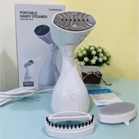 Bàn là hơi nước cầm tay LOCKNLOCK ENI222WHT ENI148WHT 1500W  - Hàng chính hãng