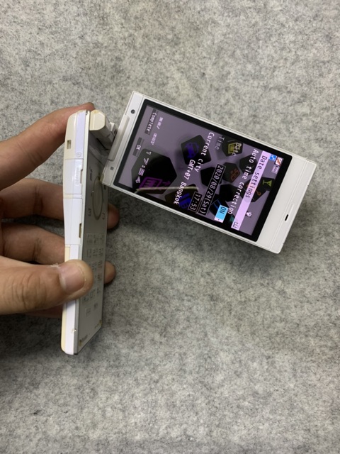 Điện thoại Ntt Docomo Sharp Sh01b chính hãng