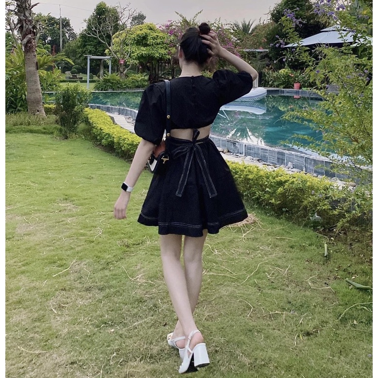 ĐẦM XOÈ TẦNG KHOÉT EO