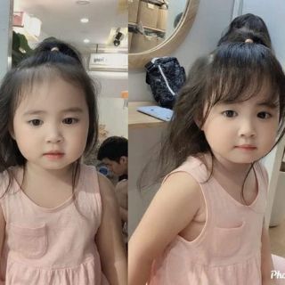 Tóc mái thưa giả cho bé