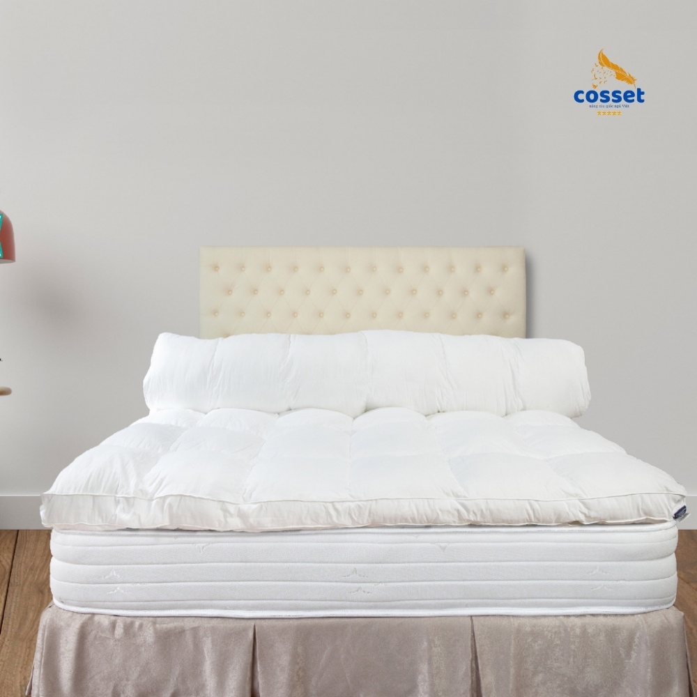 Nệm topper lông vũ nhân tạo chuẩn 5 sao bảo hành 12 tháng rất nhiều size để khách dễ dàng chọn lựa.