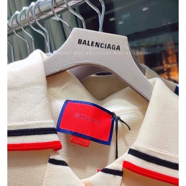 Móc Áo Balen Ci Ơ Gơ