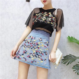 Set áo lưới + chân vây jean ( HOA THÊU )