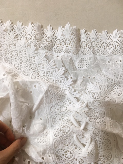 Set bikini kem nude kèm áo trắng ngoài | BigBuy360 - bigbuy360.vn