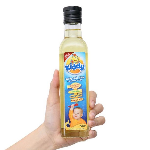 Dầu ăn dinh dưỡng Kiddy dầu ăn Cá Hồi cho bé chai 250ml